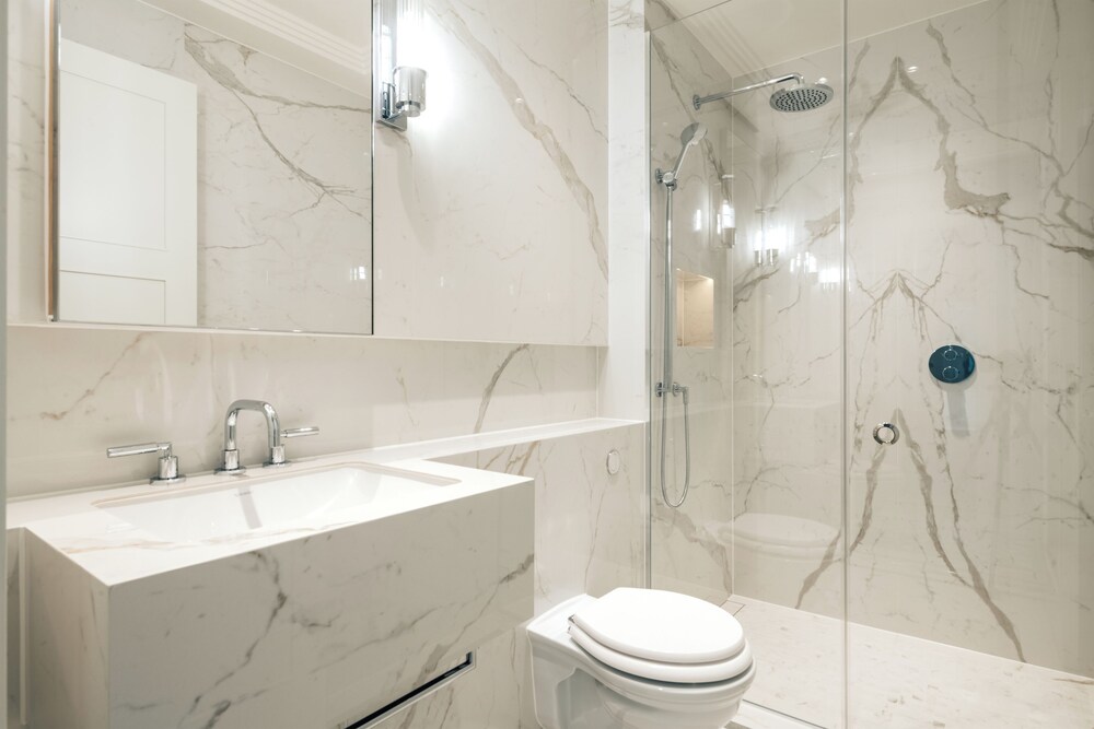 Claridge House by SLO