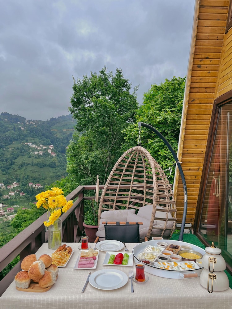Keyfi Teras Bungalov view 5