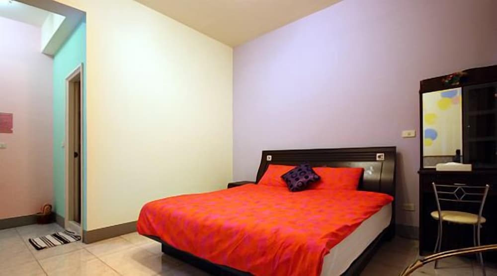 16 Alley Hostel