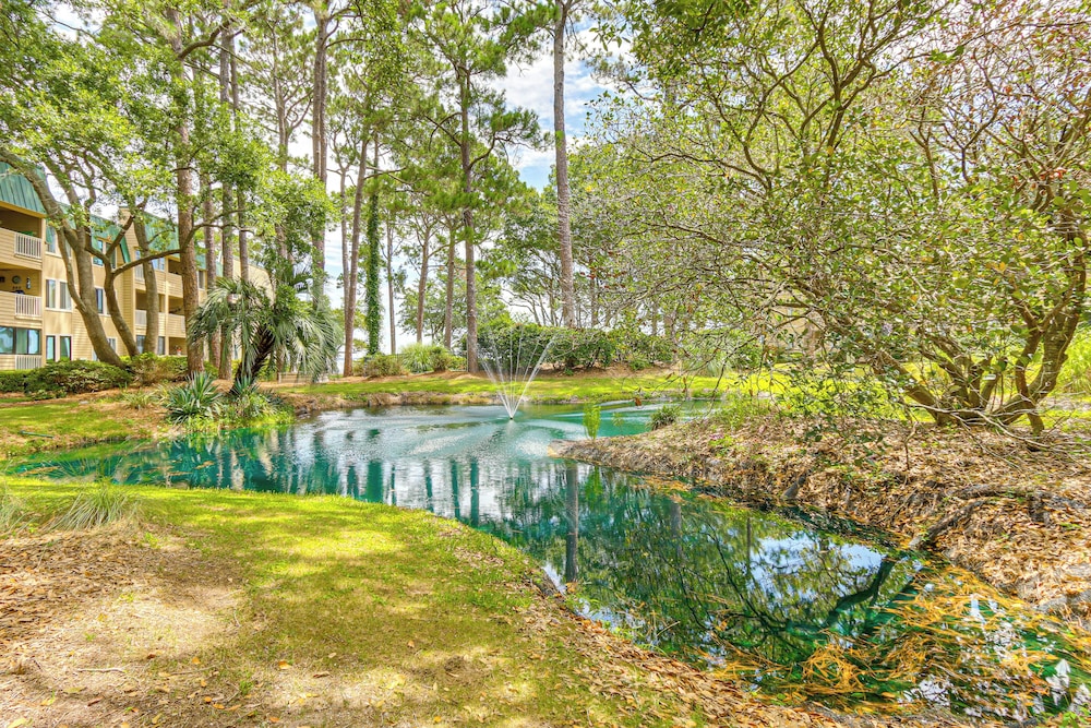 Beach & Pool Access: Serene Hilton Head Haven!