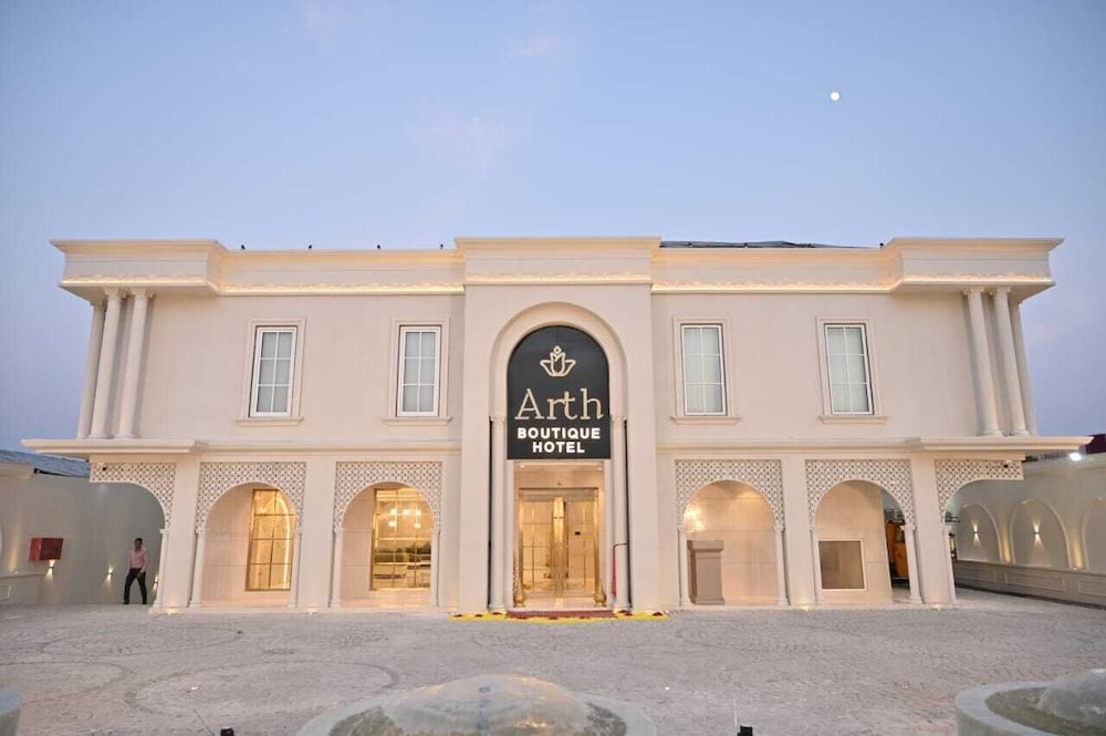 Arth Boutique Hotel