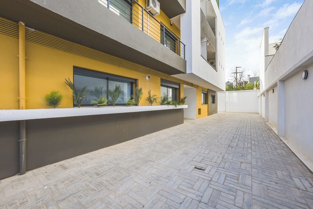 Appartement de 3 pieces a Birkhadem