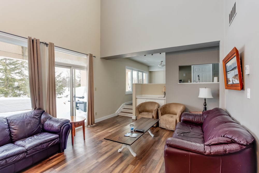 Wintergreen Condos