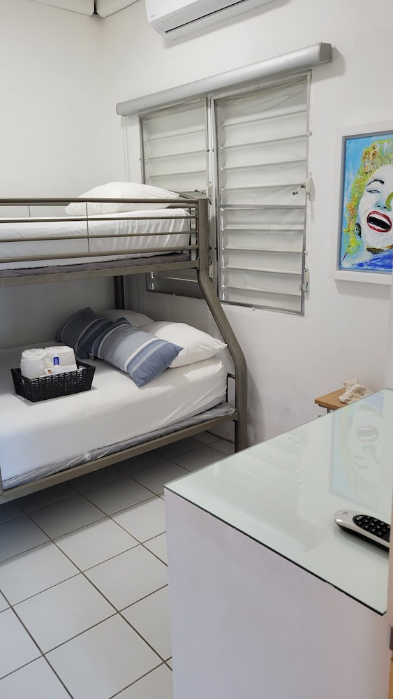 Luichy's Seaside Hotel