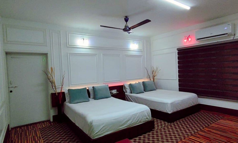 Rezala Restaurant Catering & Residence