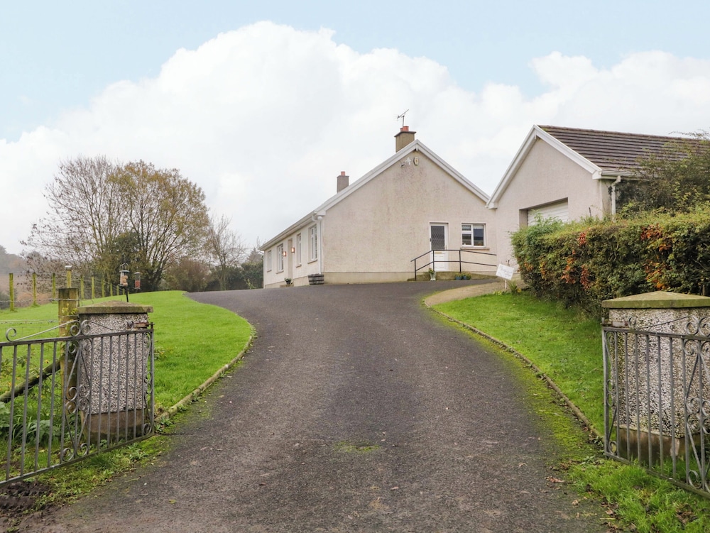 Betty's Farm Cottage