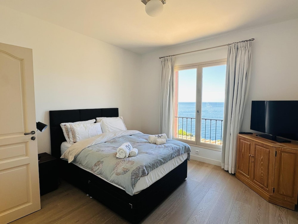 Sea View Villa in Theoule sur Mer With Pool- 2237