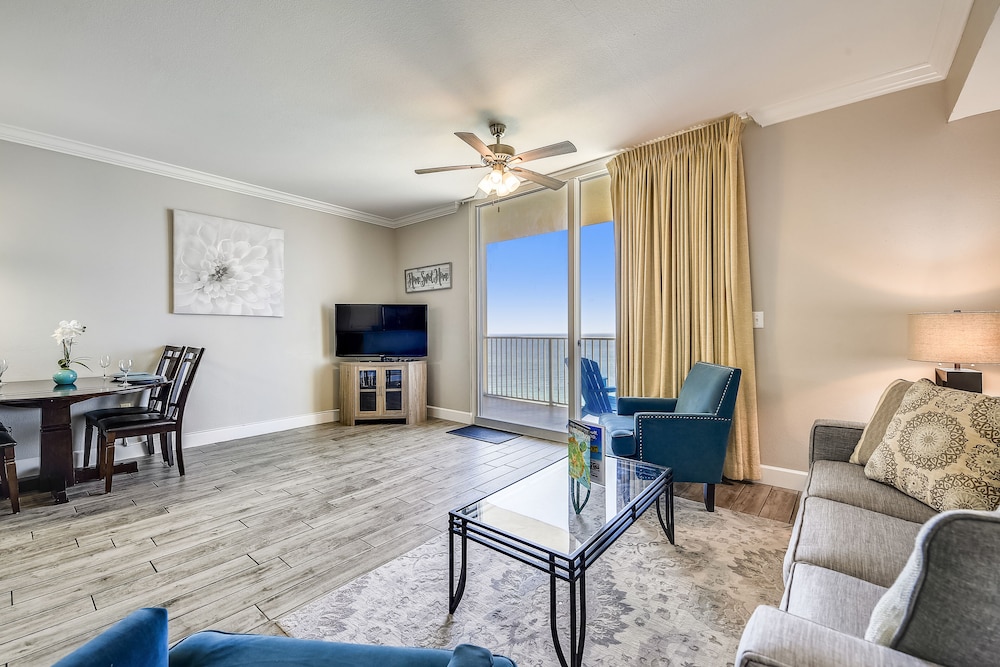 Tidewater by Book That Condo