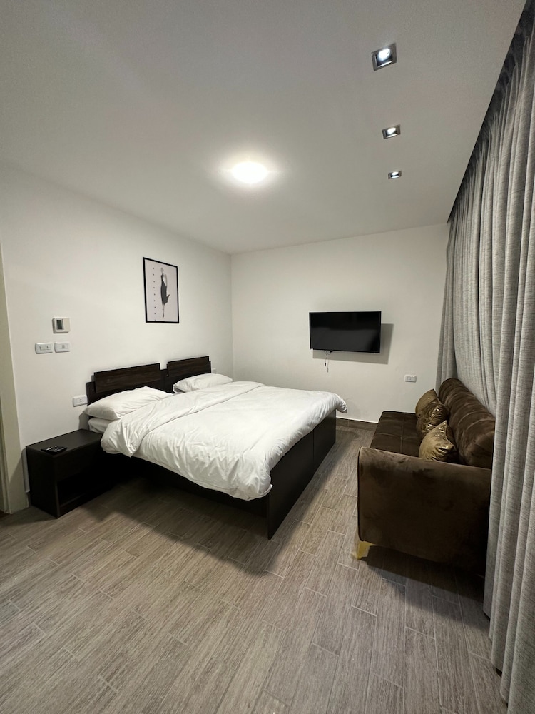 Central Apartment for Rent 23