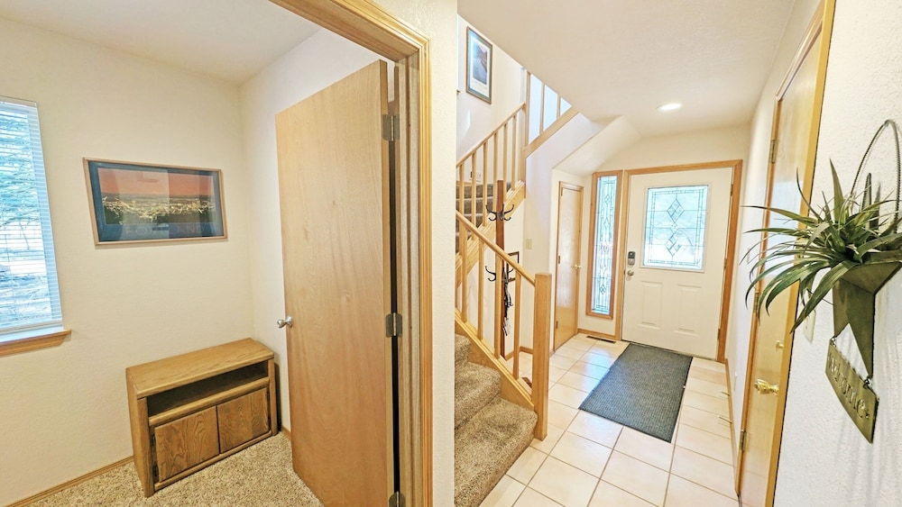 Mt Hood 13 4 Bedroom Home