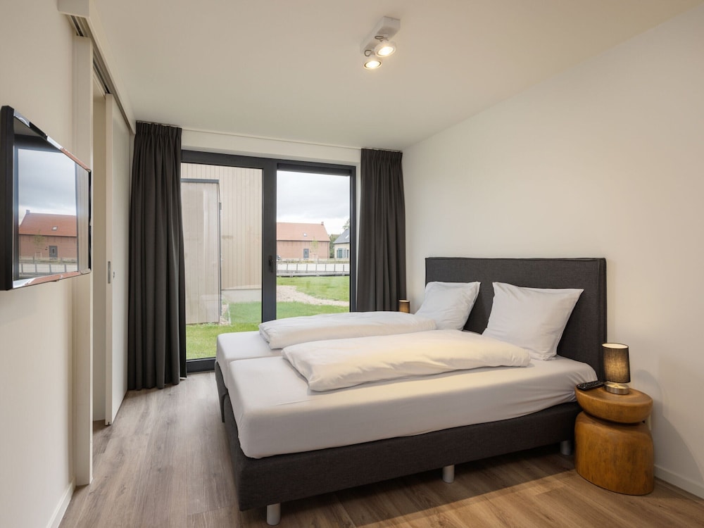 Nice Villa Near the Veerse Meer view 3