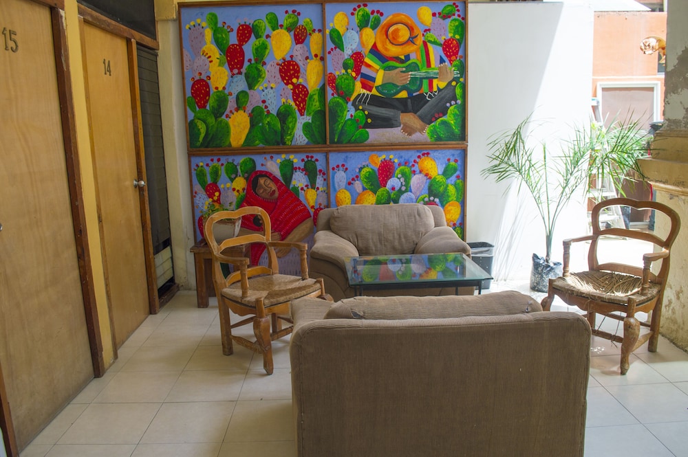 Hostal Zocalo - Hostel