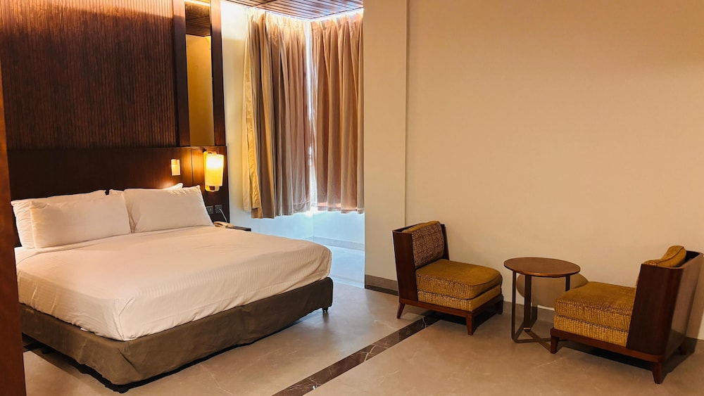 The Golden Tree Hotel