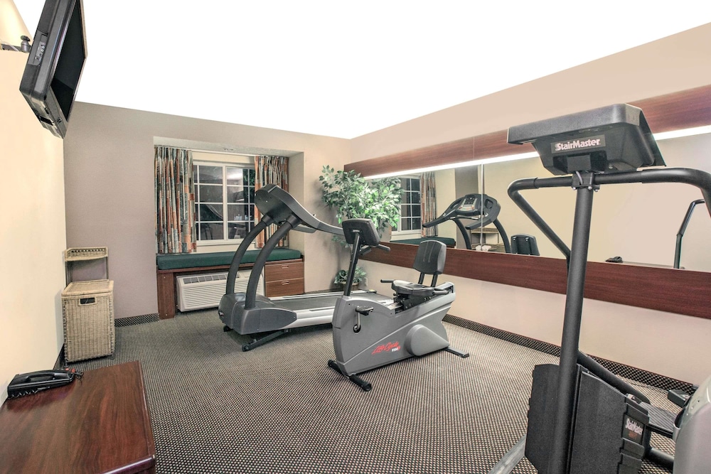 Meridian Vacations - Microtel Inn  Suites by Wyndham Meridian - Property Image 16