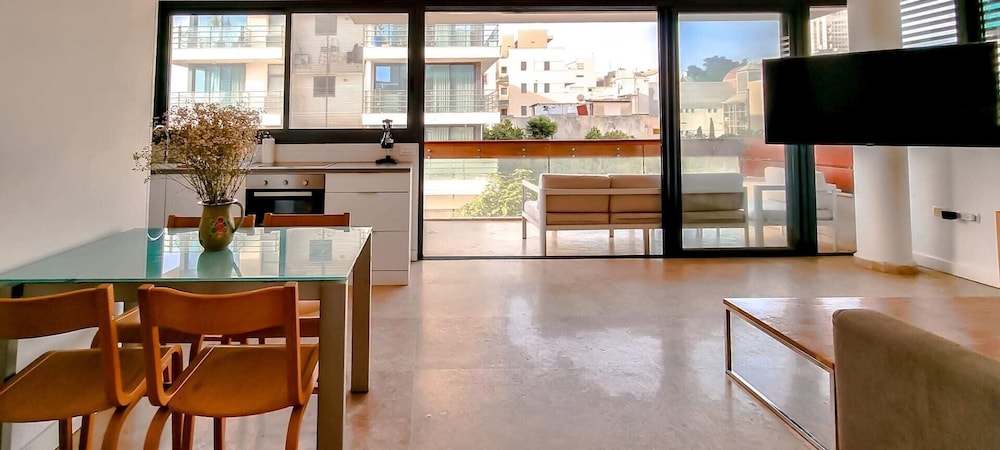 Apt Ophrys 1BR Tel Aviv Kalisher St TL66