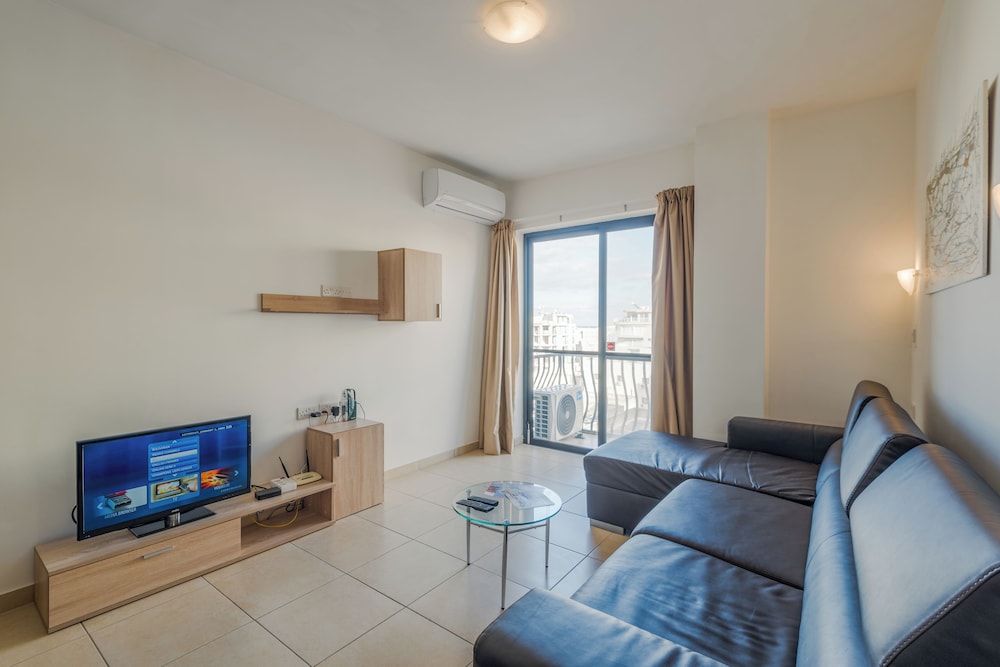 Seashells Apartment with sea view terrace with romantic sunsets photo 5