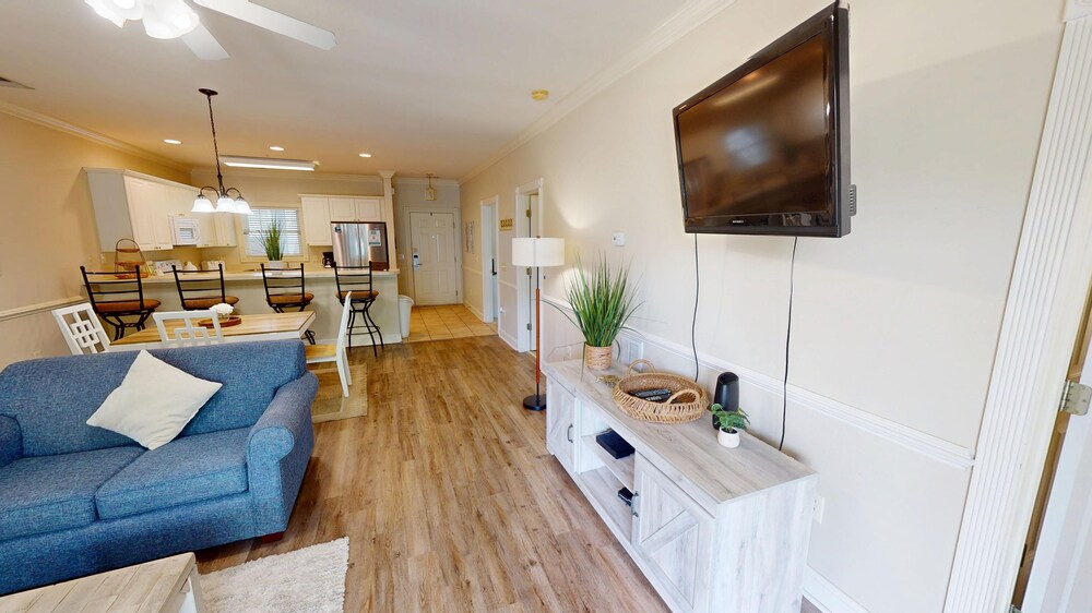Magnolia Pointe 4865-204 2 Bedroom Condo