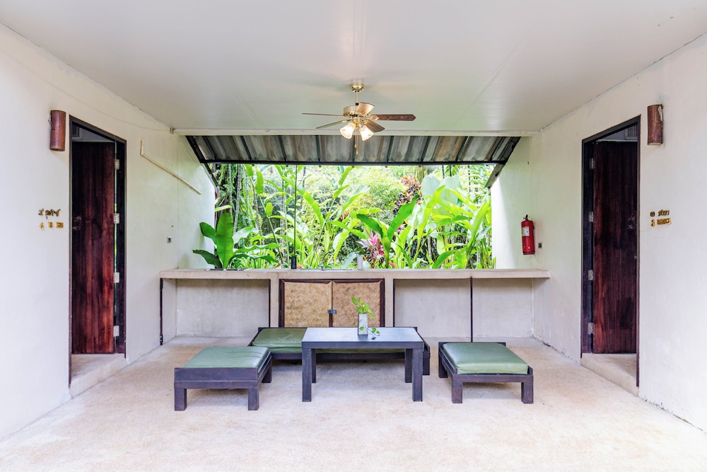 Wareerak Hot Spring & Wellness