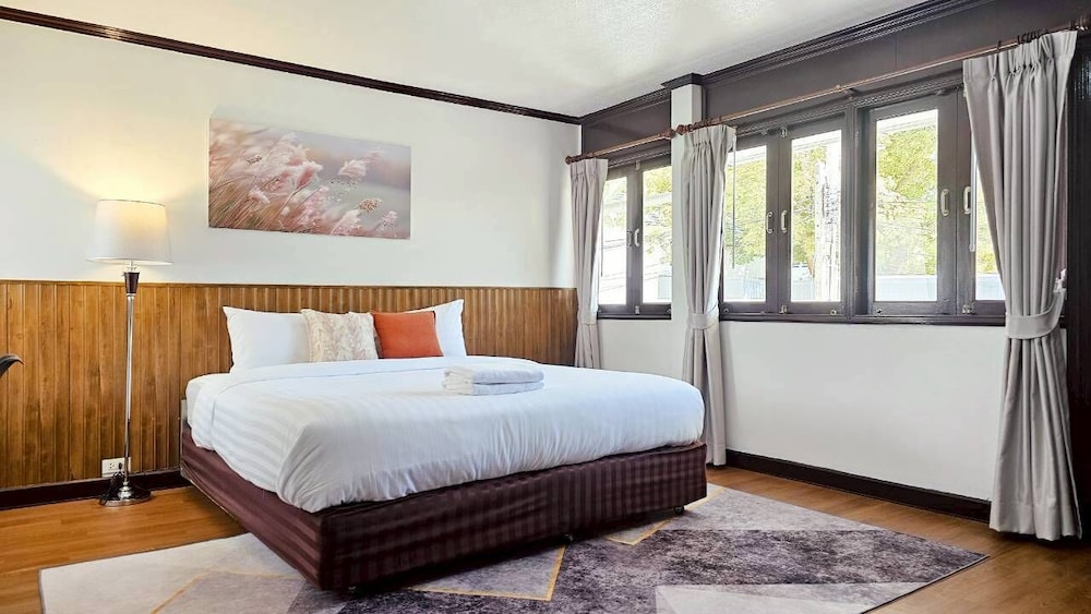 Greta Villa Nakluea 18