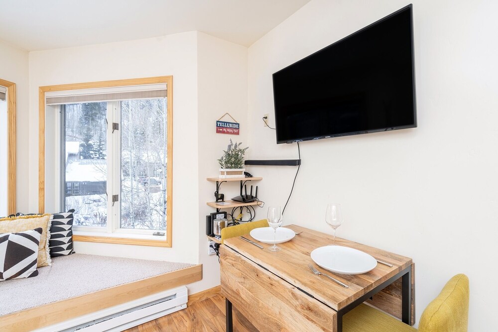 Telluride Ski Resort CO - Viking Lodge Condos