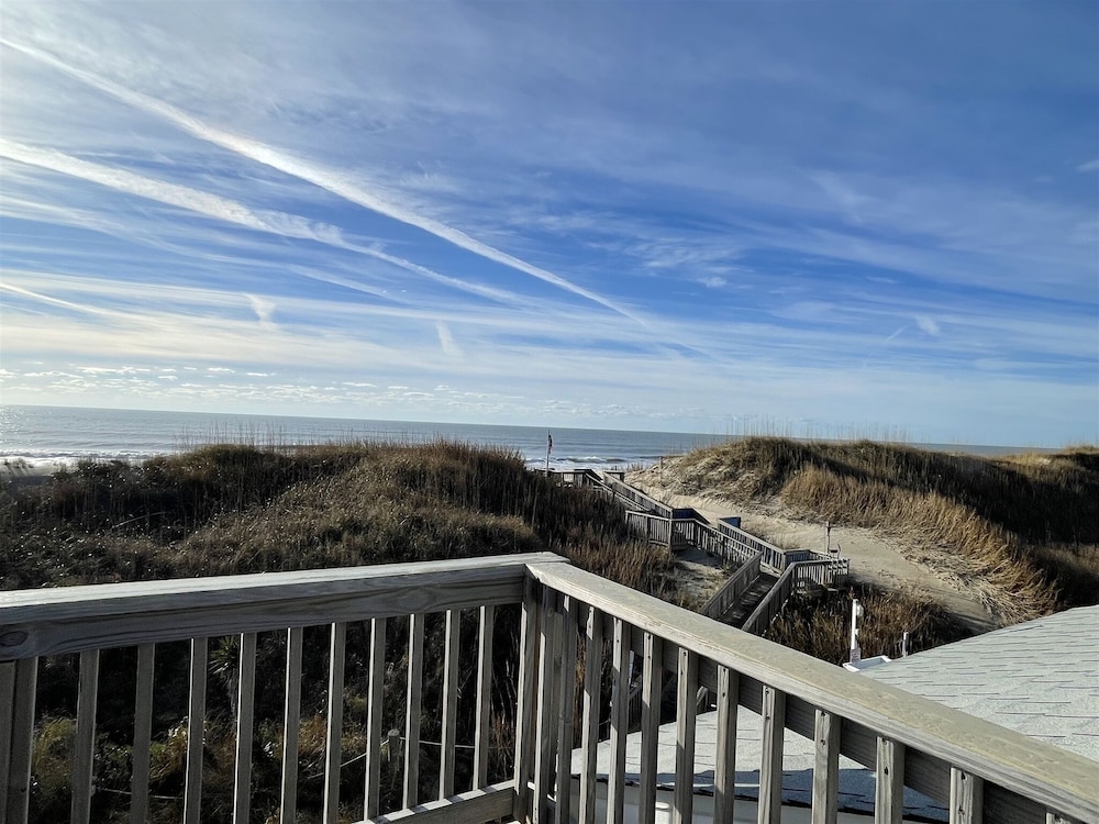 20 Ocean Odyssey Studio Bedroom Condo by RedAwning
