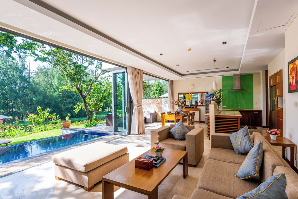 The Ocean Villa Da Nag By Abogo