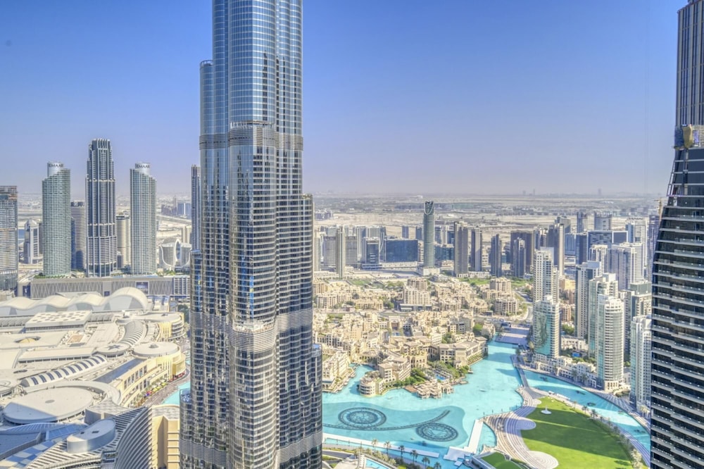 Contemporary Apt With Burj Khalifa View