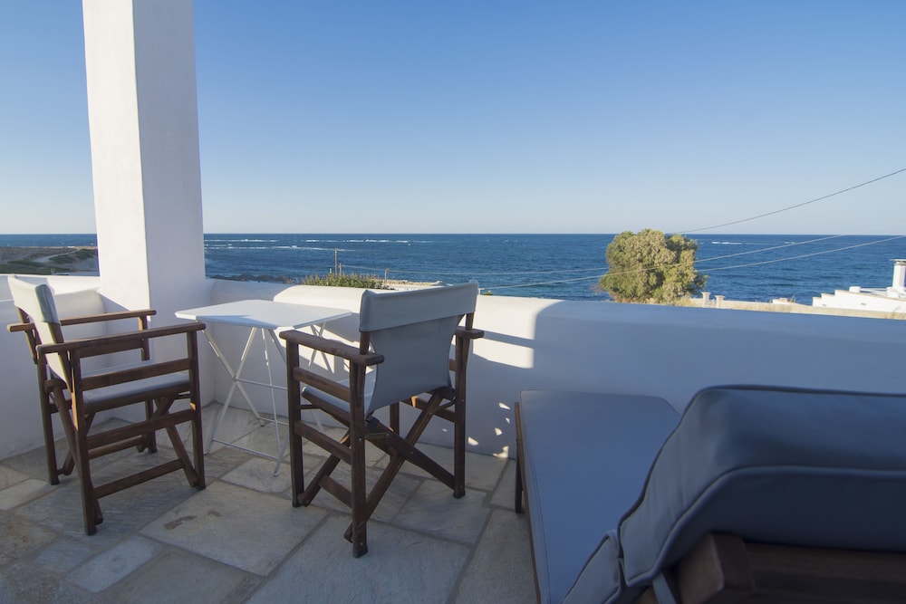 Almyra Guesthouses