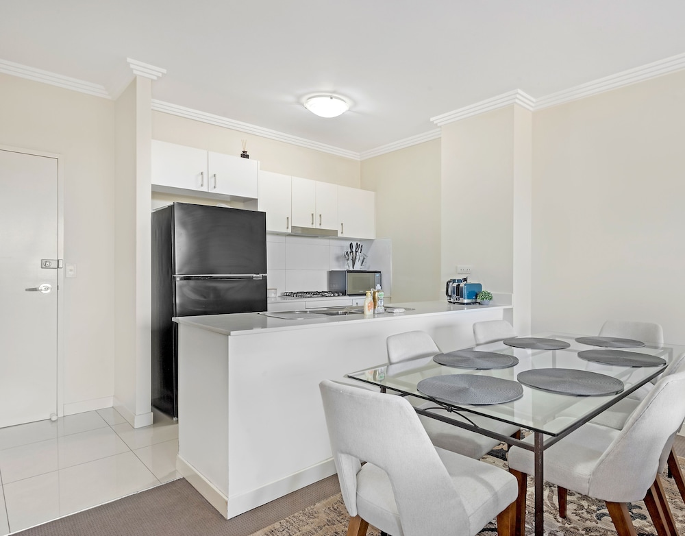 Kozyguru | Westmead | Modern Apt | Near Hospital