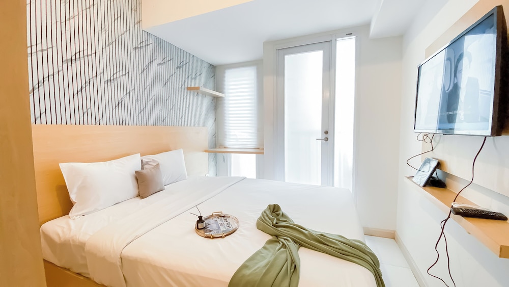 Cozy Style Studio Apartment at Tokyo Riverside PIK 2