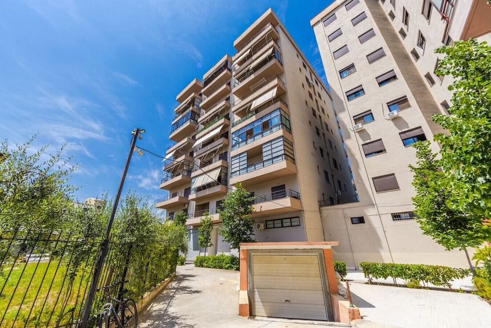 Elegant Stay in the City Center