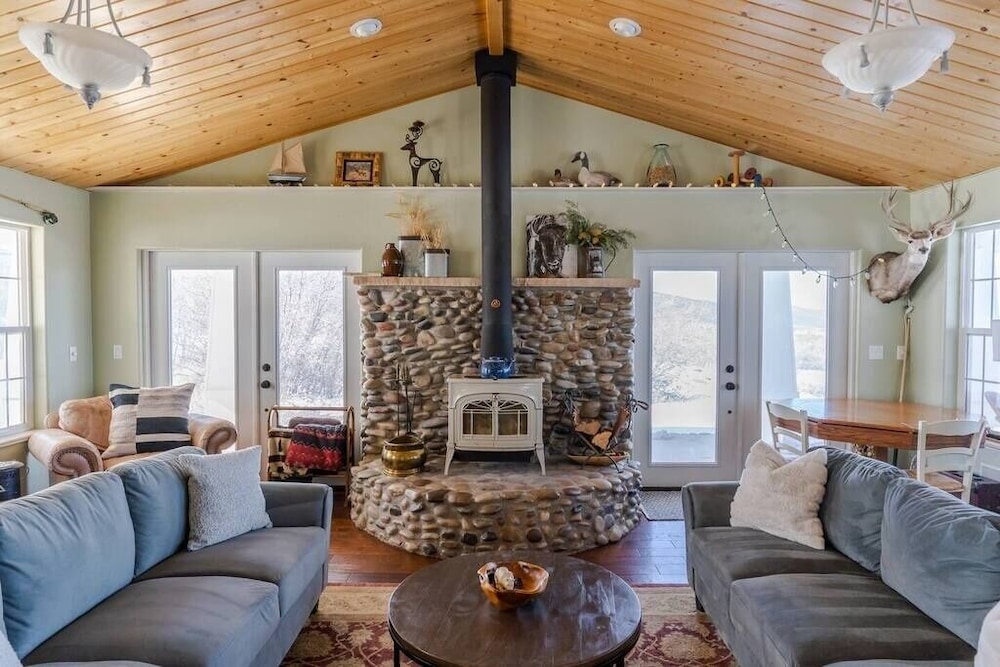 Lone Eagle Haven 3 Bedroom Home