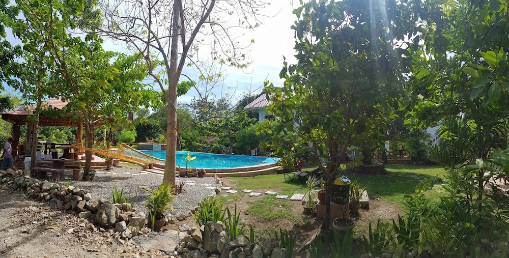 Photo 18
