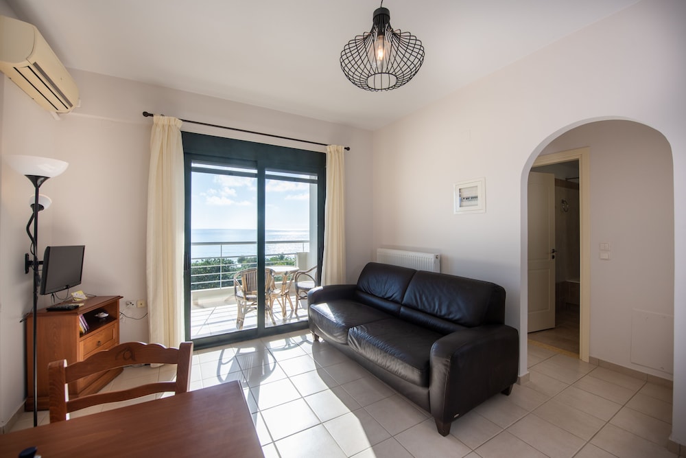 Portela Suites Kampoula