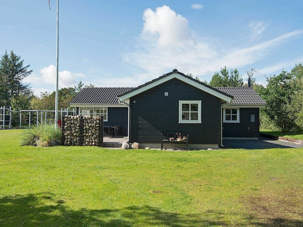 6 Person Holiday Home in Jerup