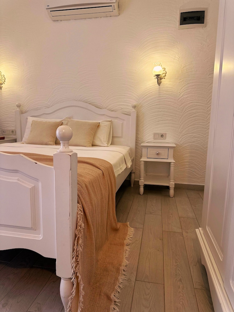 Selin Hotel - Image 12