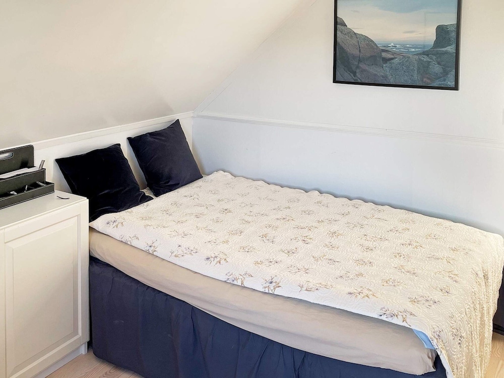 10 Person Holiday Home in Tjome