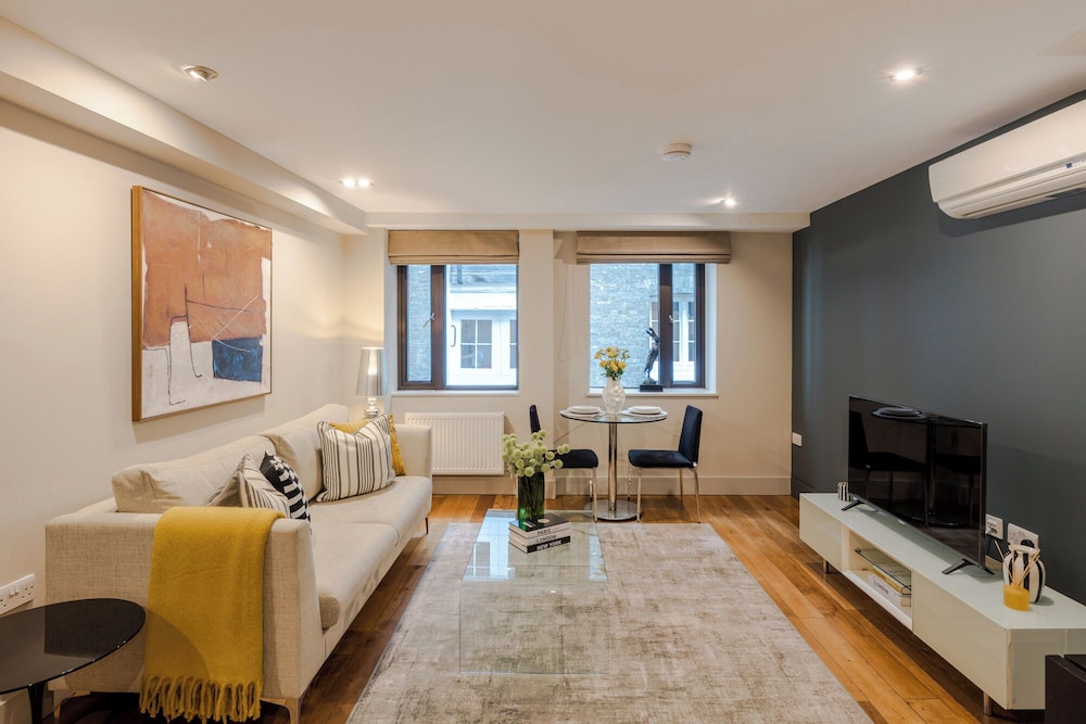 City of London Your Apartment
