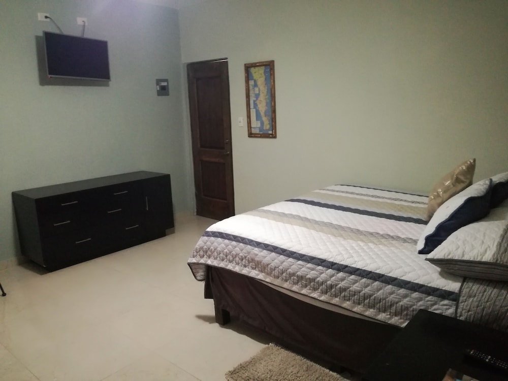 Lores House view 2
