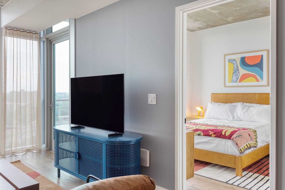 Sleeps 34! 11 Condos in New Austin High Rise w/ Rooftop Pool, Gym, Yoga Studio