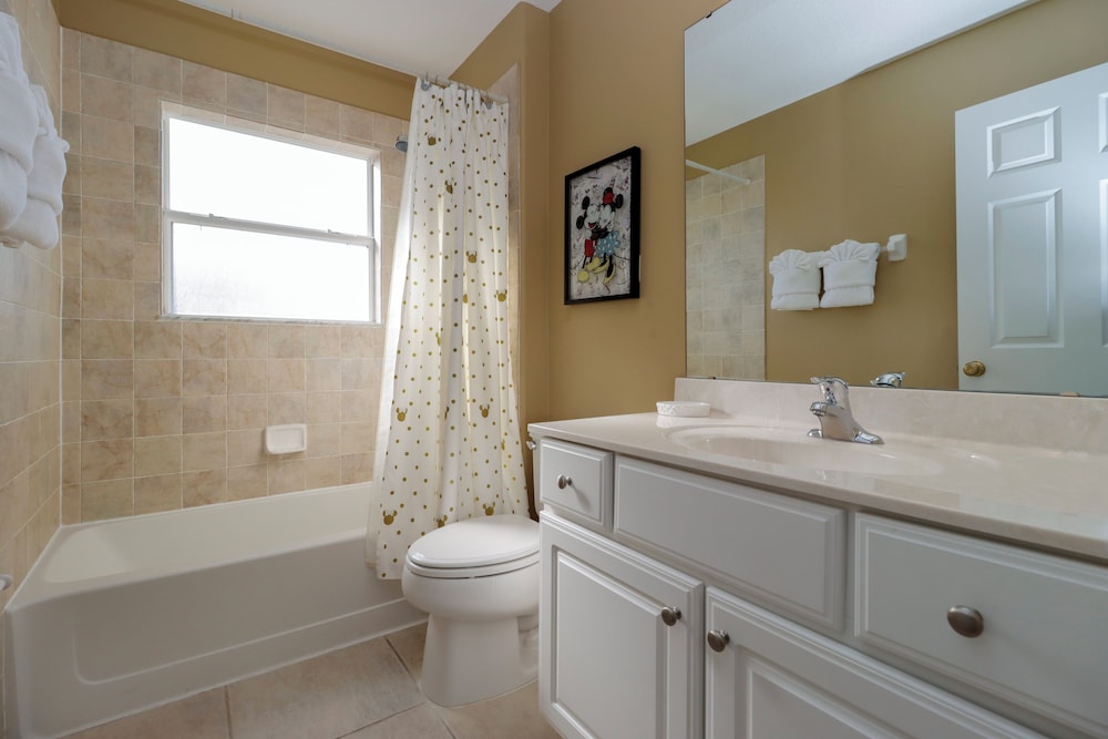 7 Bedrooms Perfect For Large Families Or Groups!