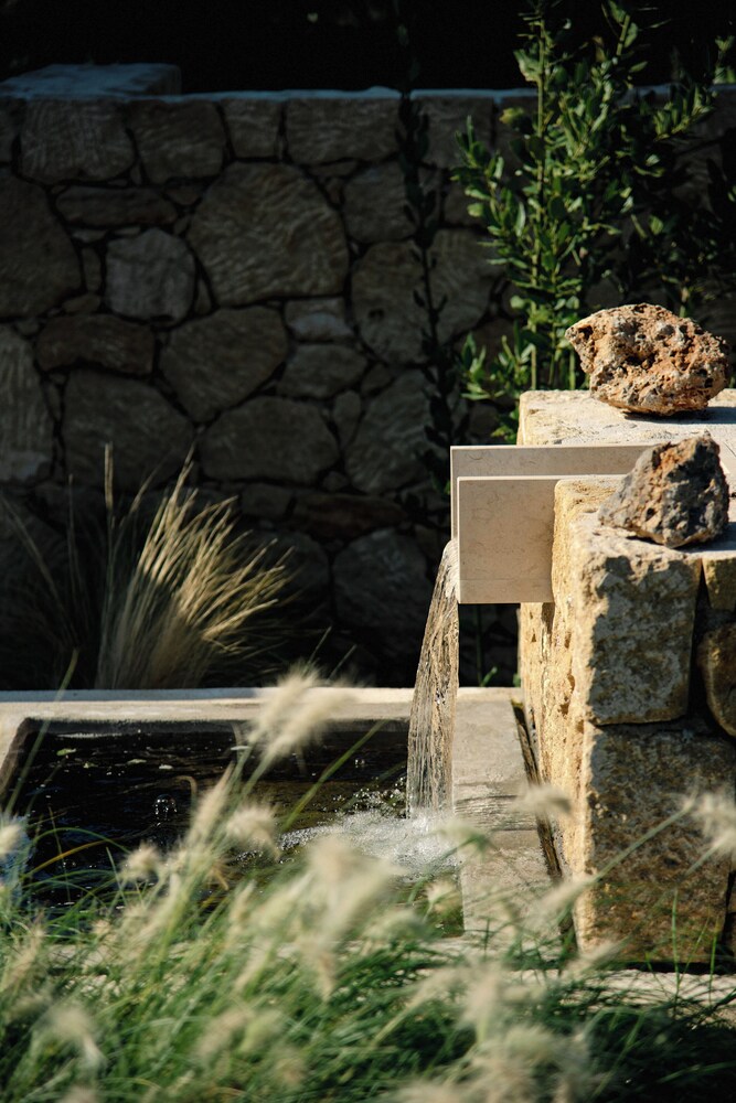 Kukutseli Country Living by White Dream