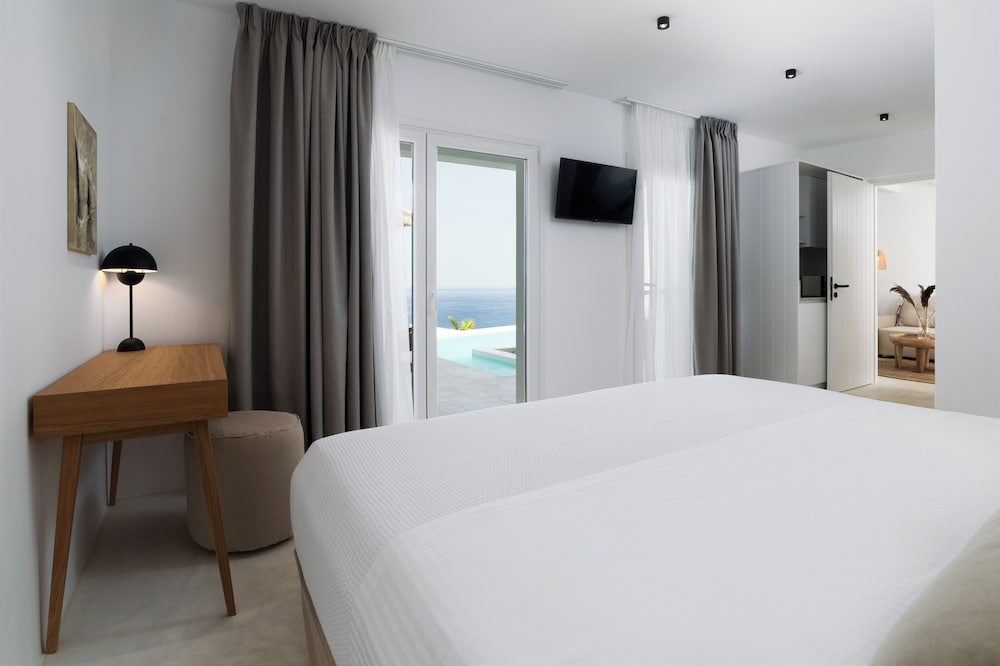 Golden Vista Suites by Explore Andros