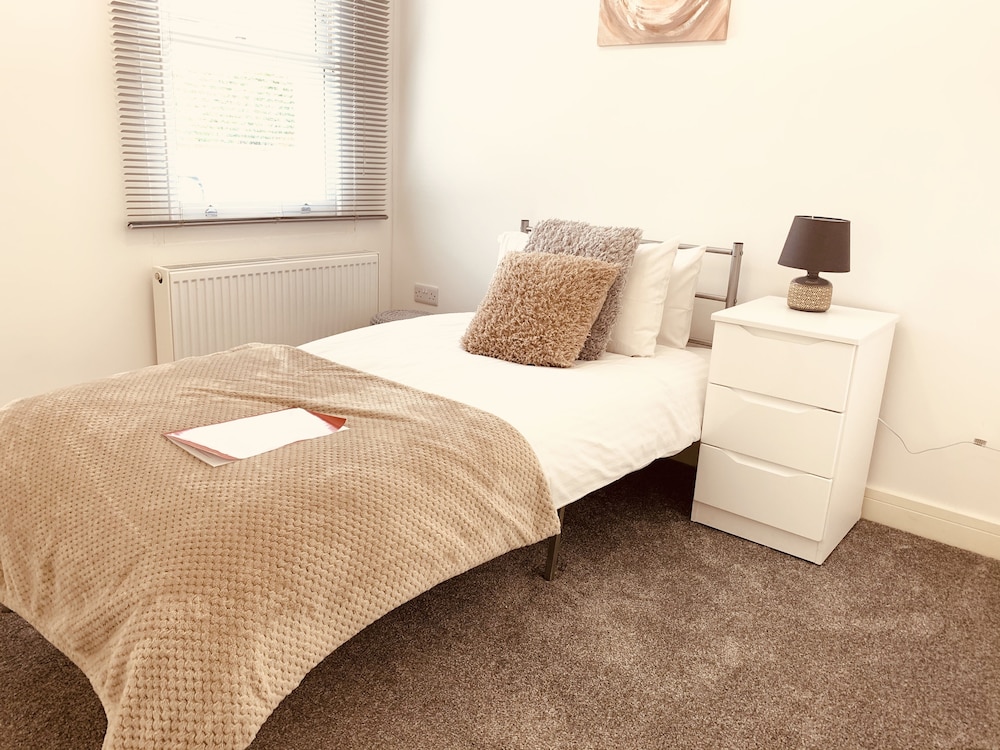 Elthorne Luxury Apartments