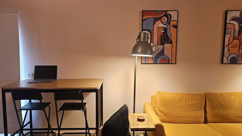 07 LIM - Stay Velvet Apartment