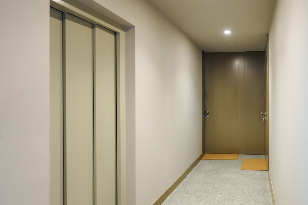 Bom Sucesso Executive Flat 5 4 by Feel Porto
