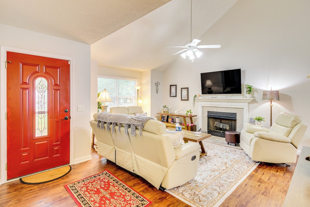 Deck & Yard: Savannah Area Retreat!