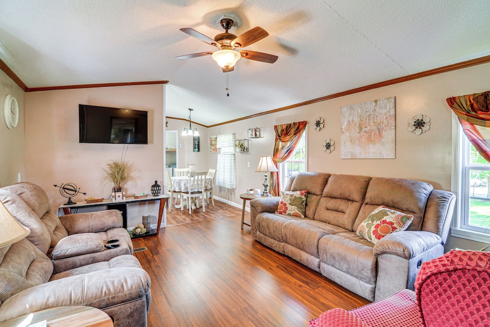 Corbin Vacations - Pet-friendly Corbin Vacation Rental  4 Mi to Town - Property Image 1