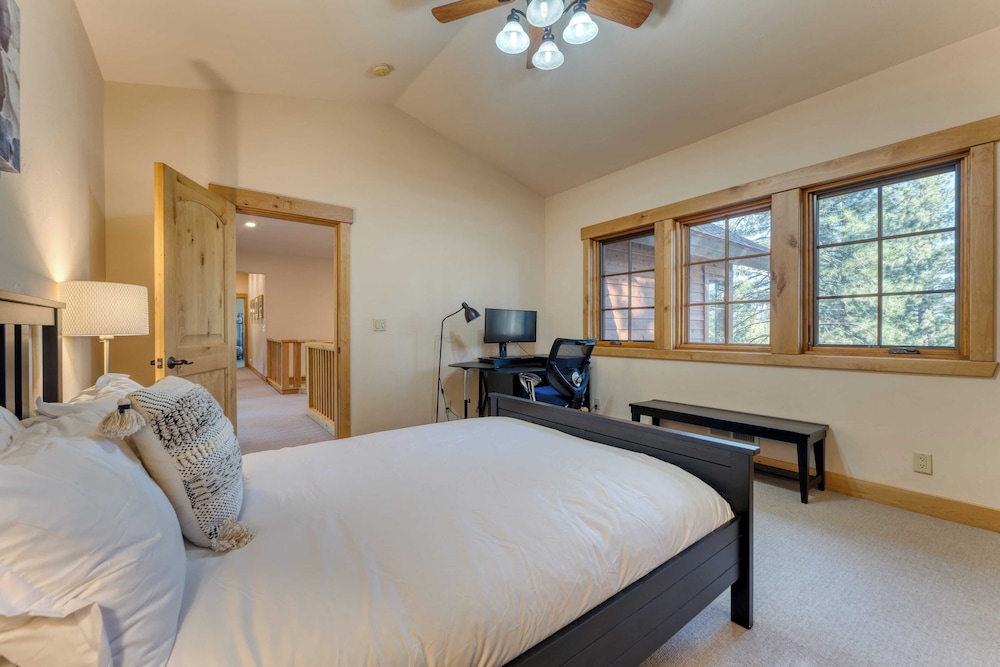 Grays Crossing by Avantstay Stunning 4bdr Cabin