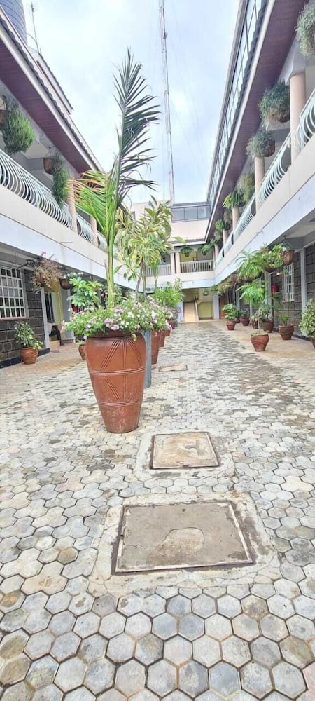 Lux Suites Elmoc Apartments Nakuru